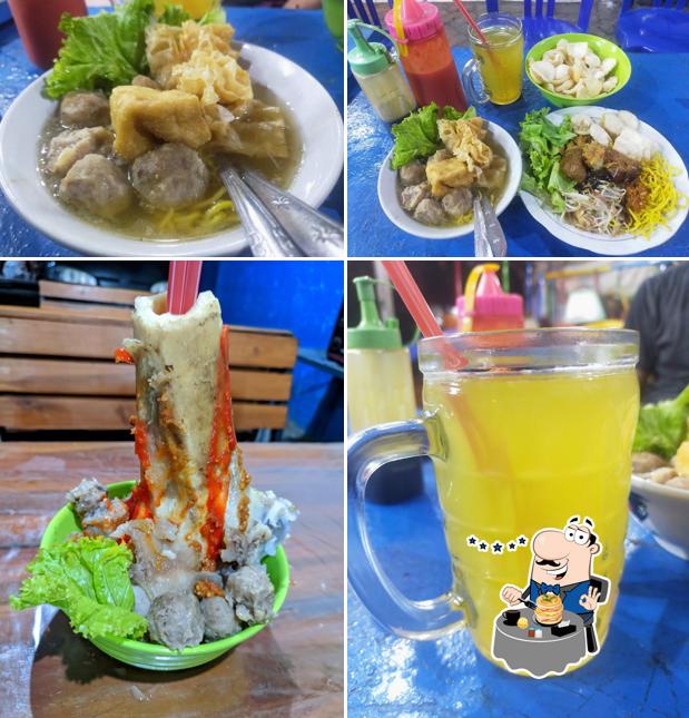 Warung Bakso dan Tahu Campur Jeng Eva