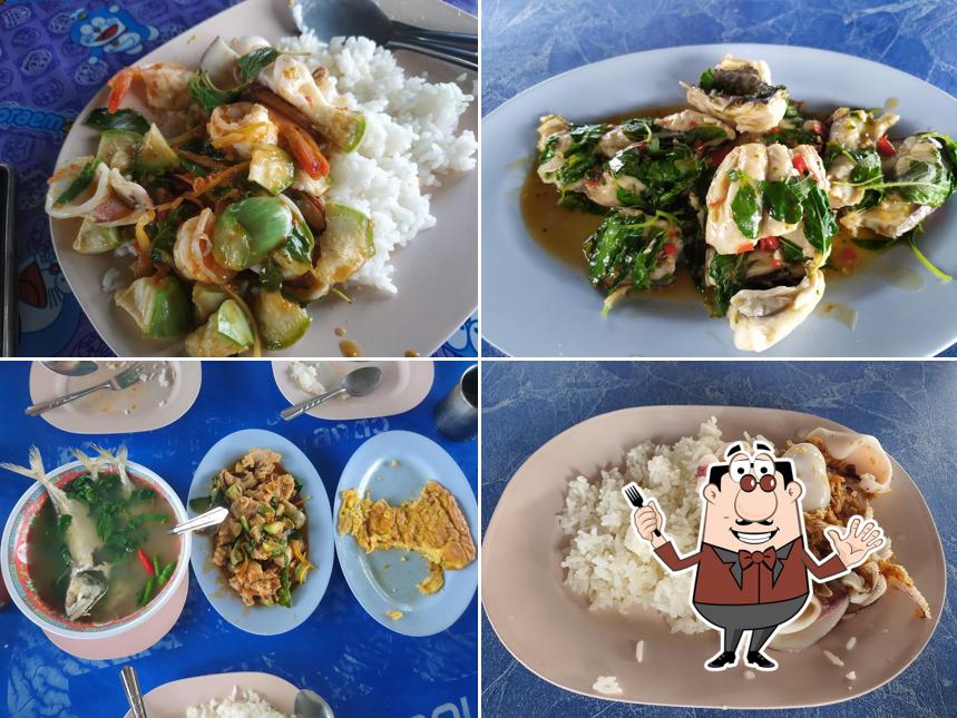 Aunt Mol Local seafood restaurant
