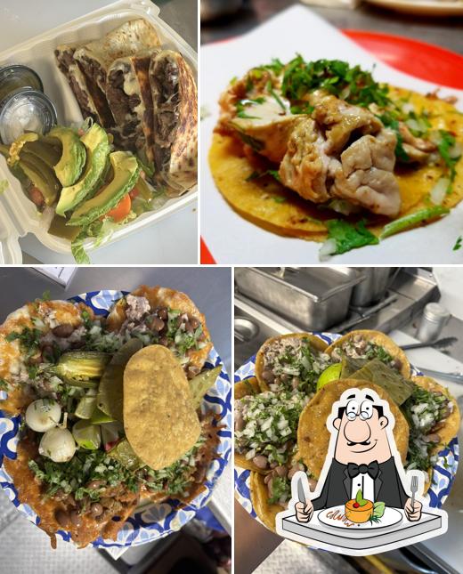 TACOS AL CARBON EL GUERO