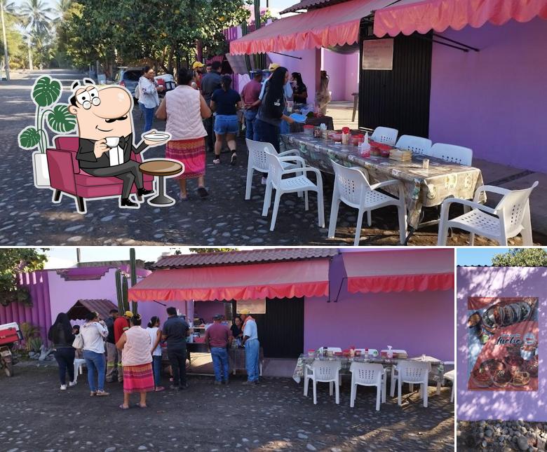 Tacos de Cazuelitas Lucha