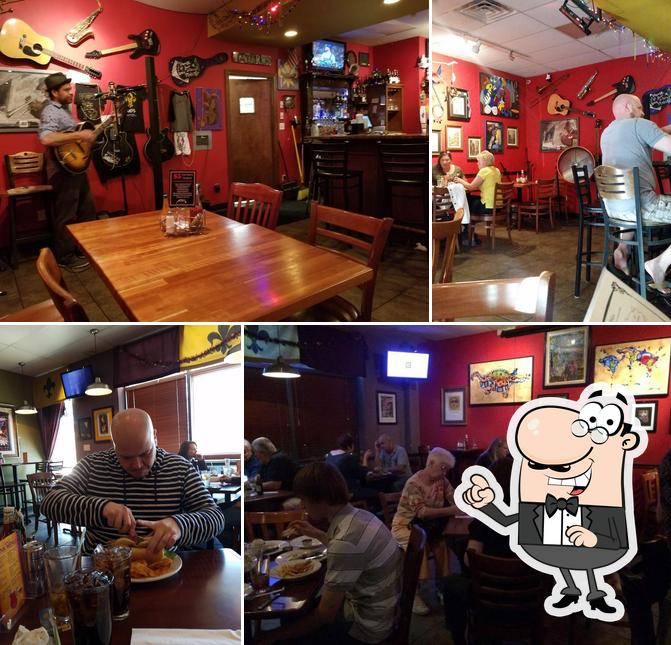 Taytro's Bar & Bistro