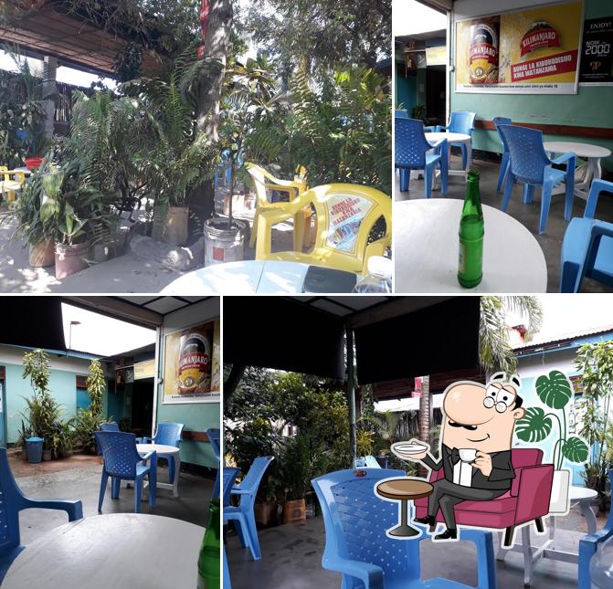Diluxe Bar