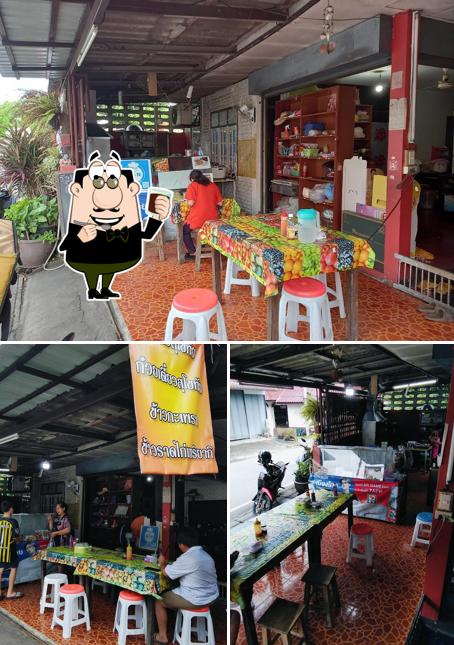 ผัดไทยสุโขทัย เจ๊วรรณ