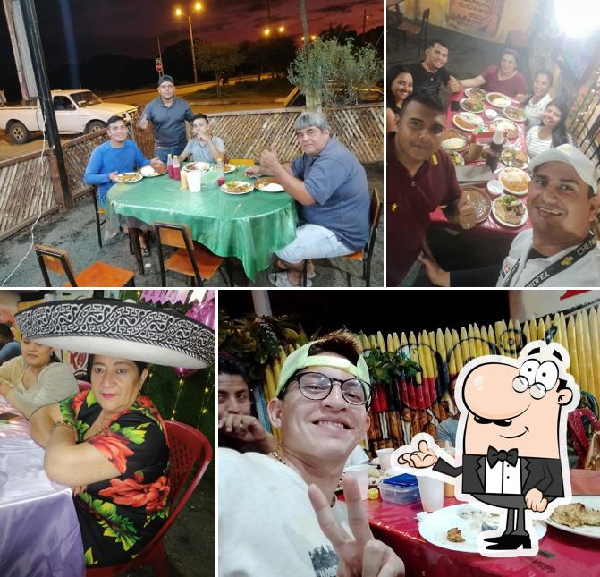"EL REY DEL ASADO"