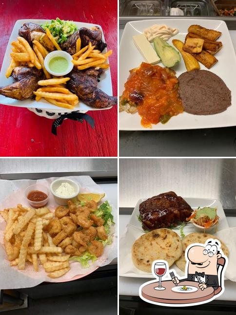 La Familia Mexican Restaurant