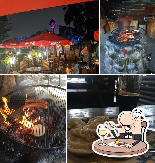 Smil'y Tavern