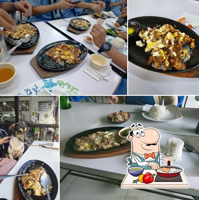 Ton - Ton's Sisig