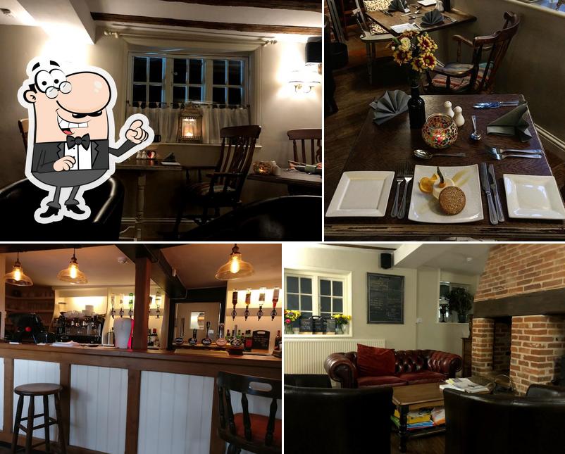 The Walnut Tree, Thwaite