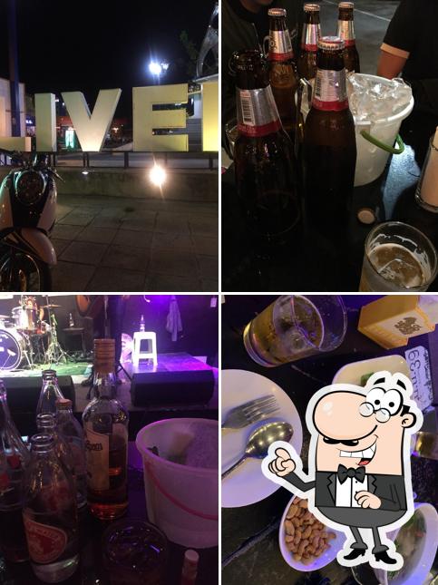 ย.น.น Bar & Bistro