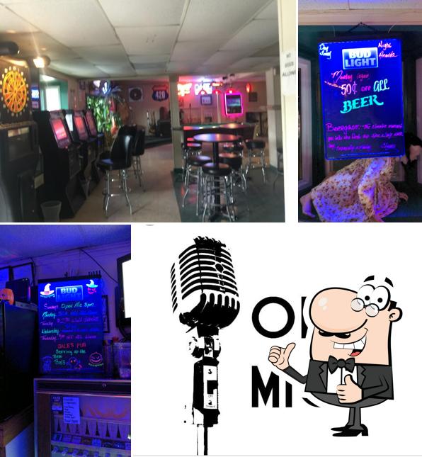 Dale's Pub