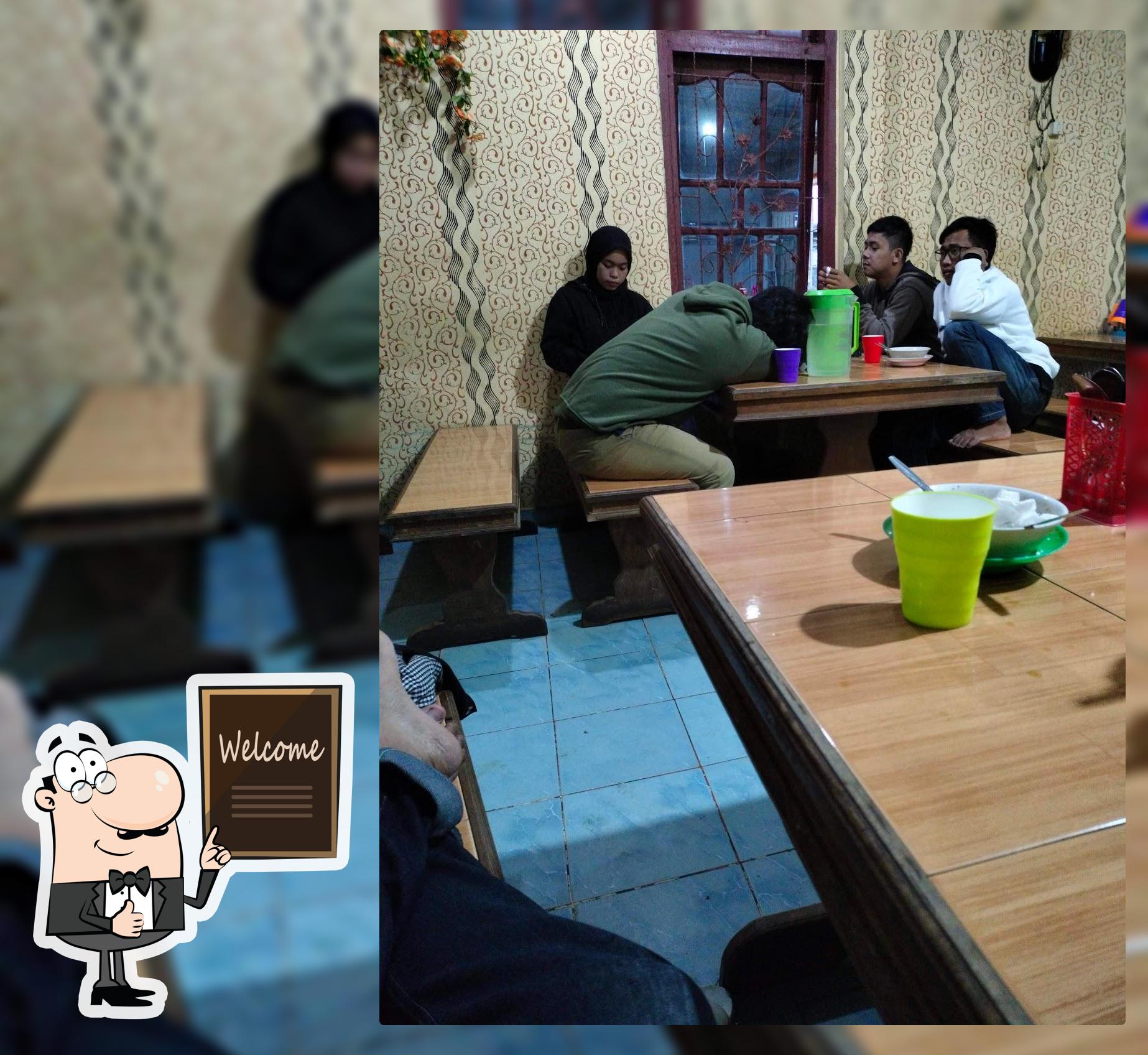 Bakso pakde timbul
