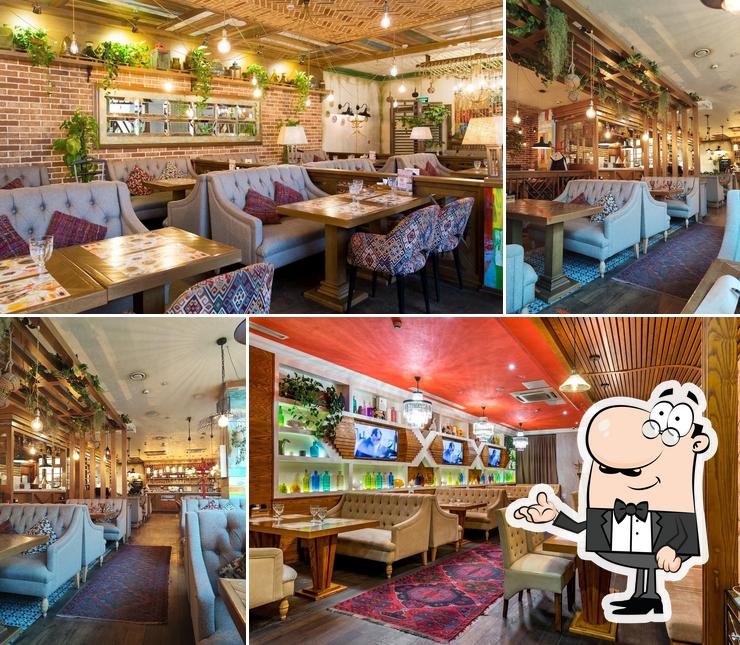 Посмотрите на внутренний интерьер "Грузинские каникулы"