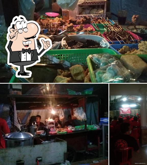 Angkringan Ngringo dan Wedangan Pak Ndeler