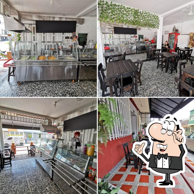 Lunchees Buffet