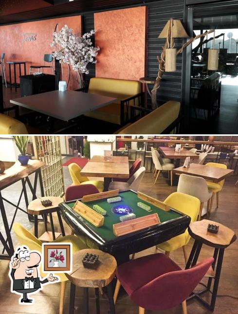 HÜRMÜZ CAFE & BİSTRO