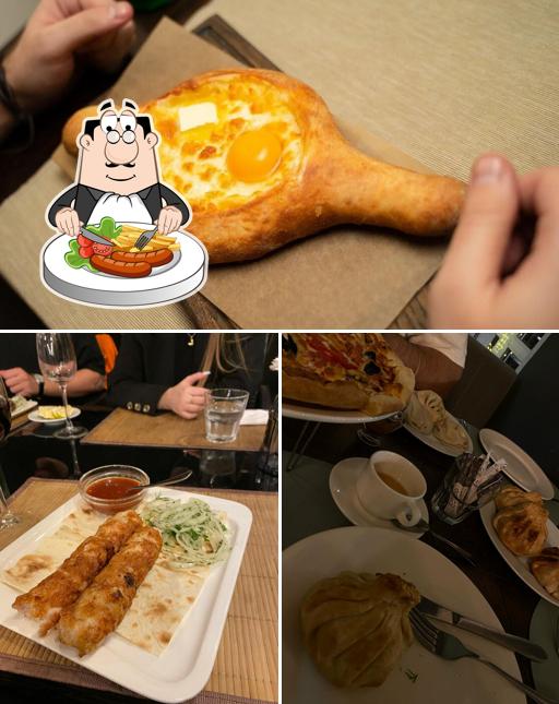 Еда в "Мелуна"