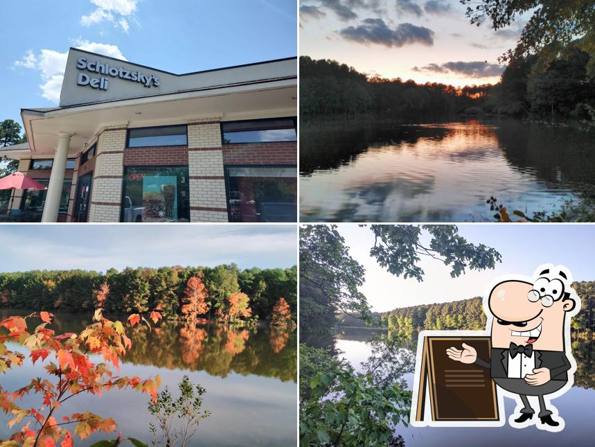 Lake Pine Plaza