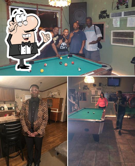 Reed’s Sports Bar