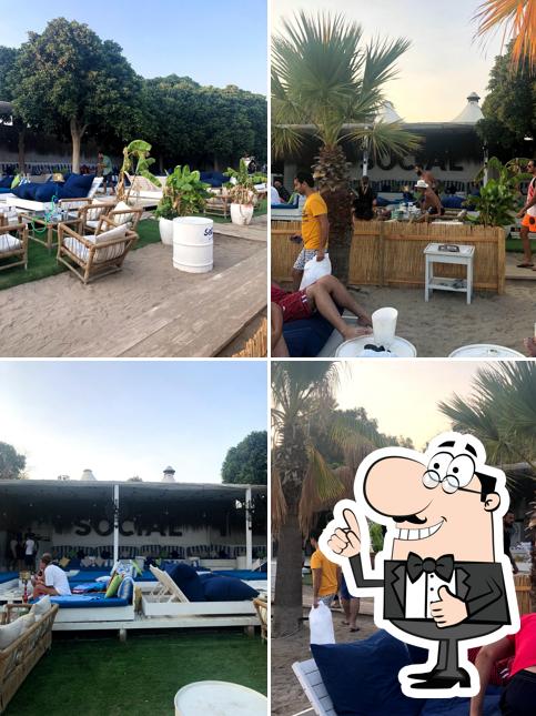 Social Beach Lounge Bar