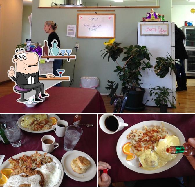 Laughing Crow Cafe