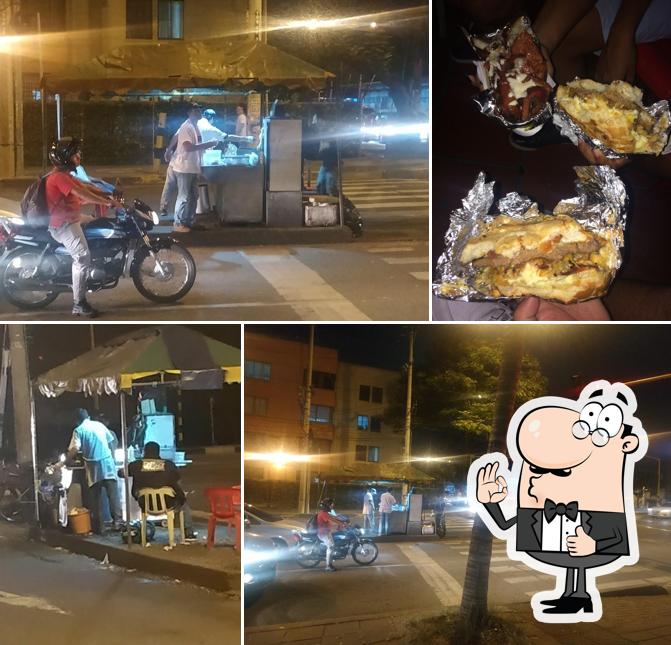 Hamburgesas del Semaforo de la 66 con 5ta