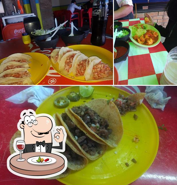 Tacos Y Mariscos La Toluquita