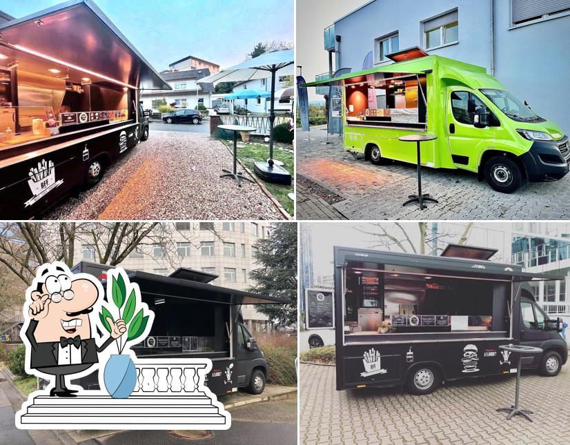 Dudes Happyfood Truck