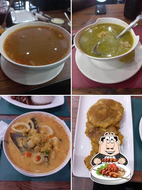 Tito Pollería Restaurant