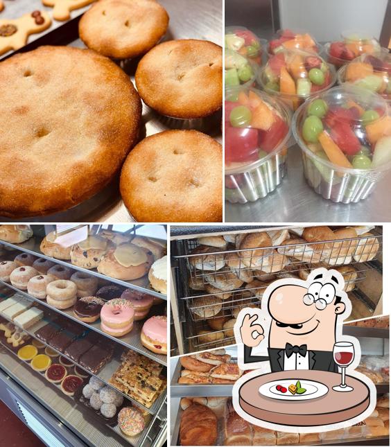 Max Bakery Cafe