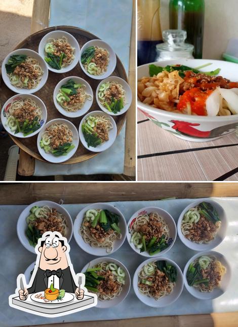Mie ayam Queen