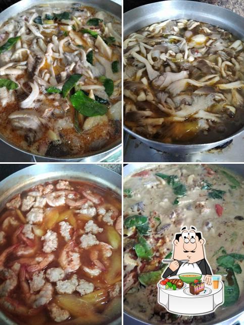 ครัวแม่หมู อ.อัมพวา จ.สมุทรสงคราม