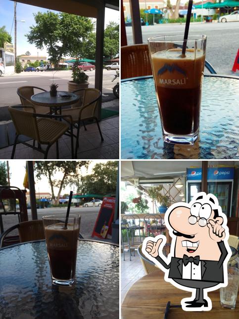 Ben's Cafe