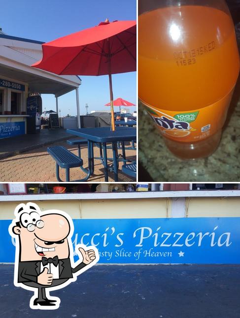 Carducci'S Pizzeria
