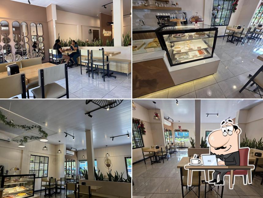 Aroma Caffe & Brunch