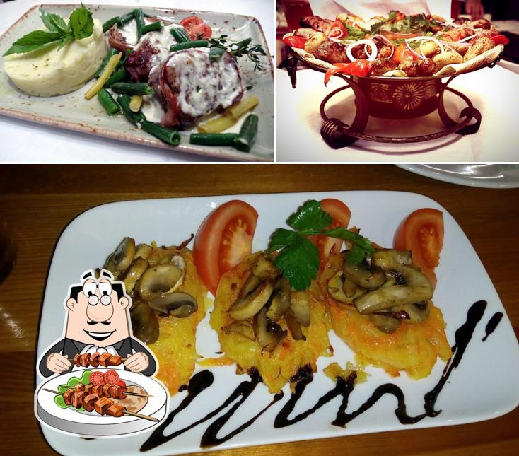 Еда в "Ресторане Маленькае Азии"