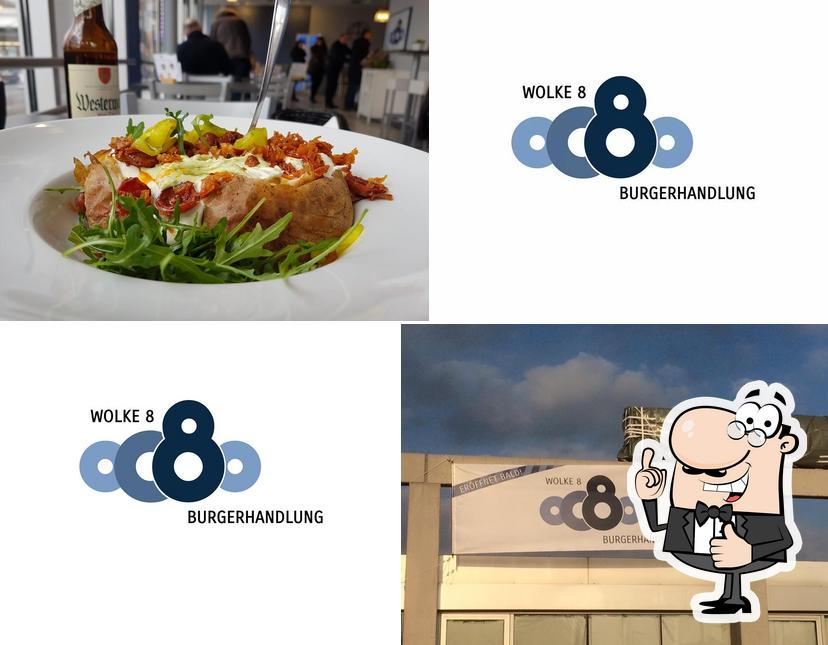 WOLKE 8 Burgerhandlung