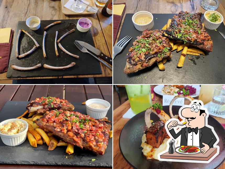 Adam's Bar & Bistro