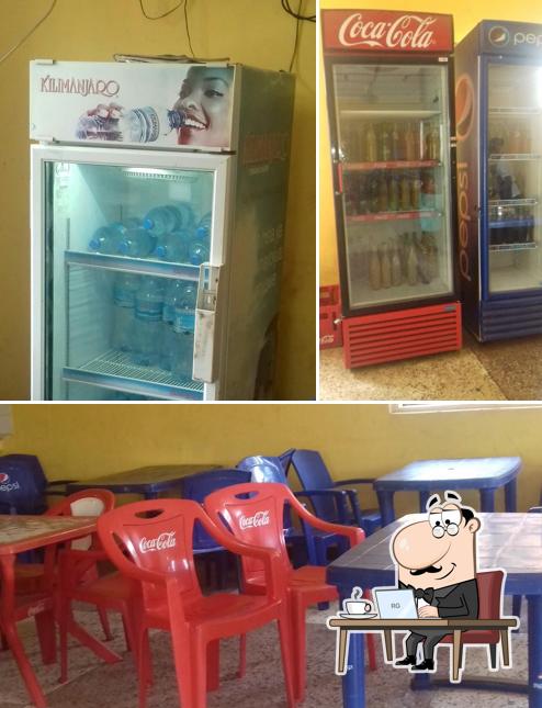 Cafeteria ya Ardhi