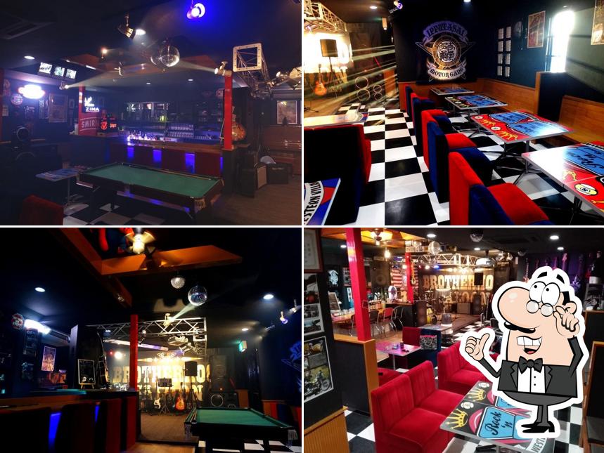 WEST BAR-Western Village-