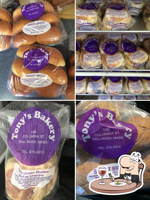 Tony's Bakery