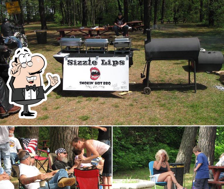 Sizzle Lips Smokin Hot BBQ