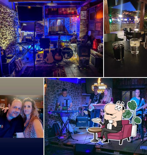 BAR ROCK HOUSE NOJA