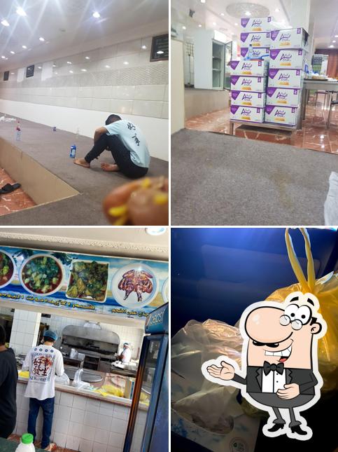 مطعم الشباب البخاري