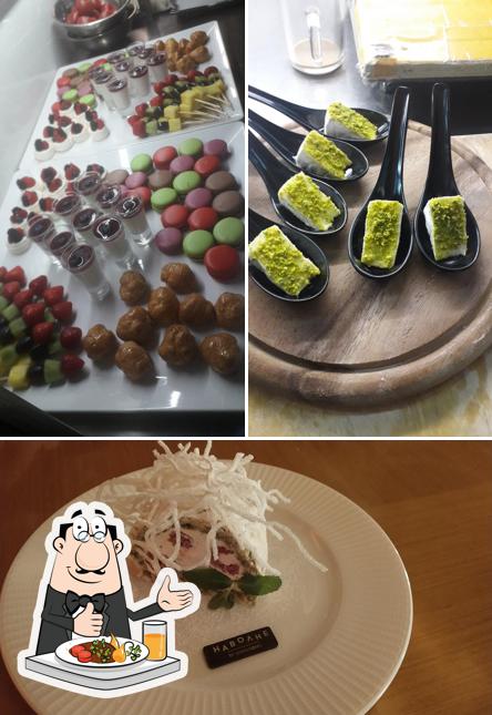 Еда в "Event Hall by Soho Family"