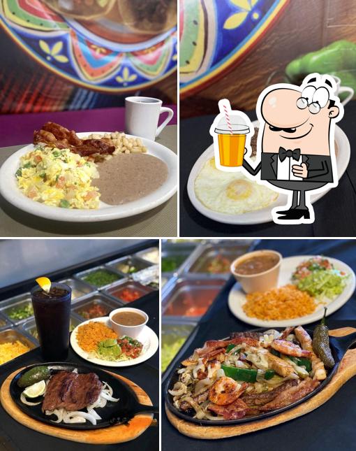 La Carreta Mexican Grill