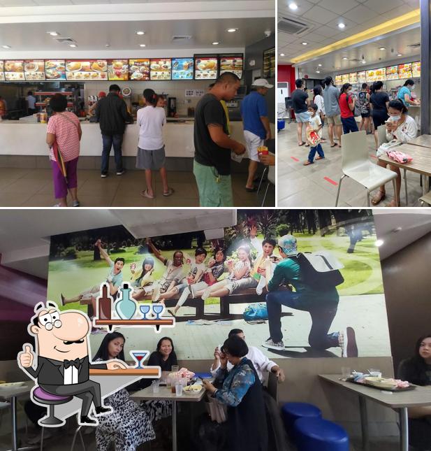 Jollibee Magalang