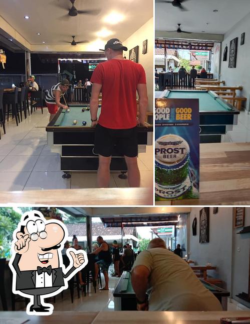 Dude's Pub