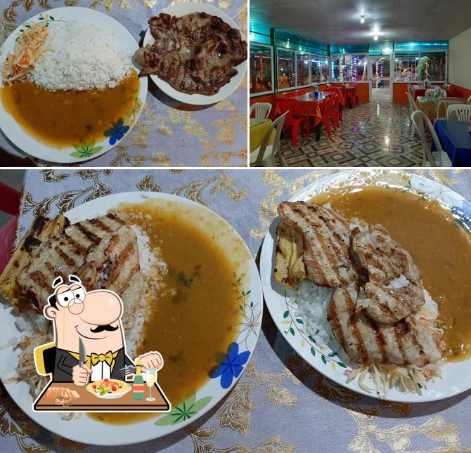 Restaurante Lo Bueno Se Ve De Lejos