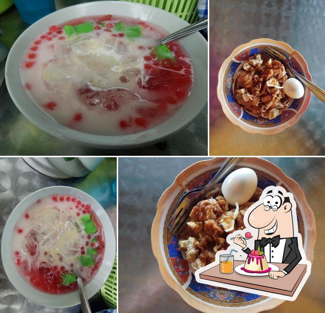 Warung Es Pisang Ijo Muning (bu sih)