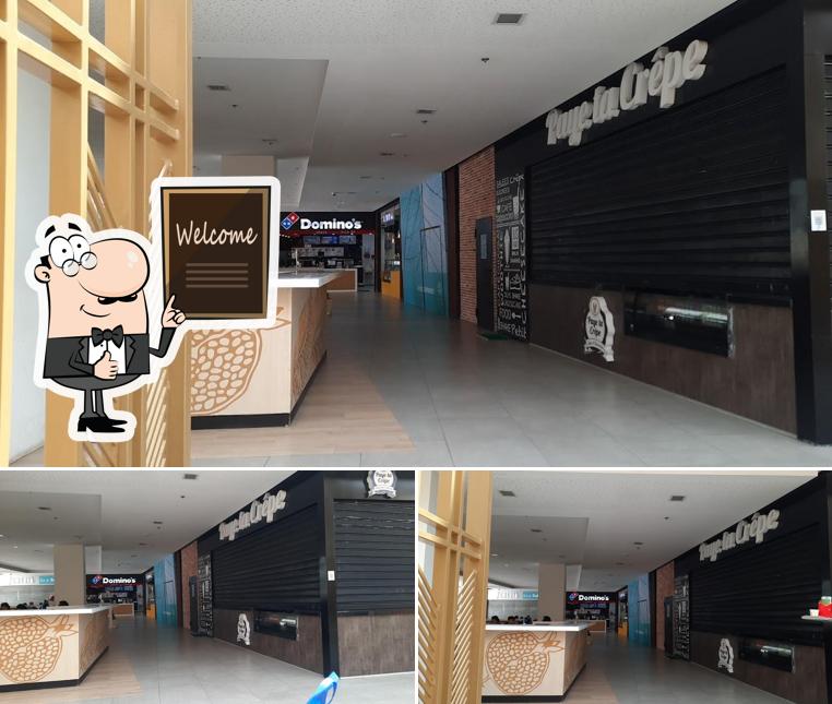 Domino's Pizza (Arribat Center)